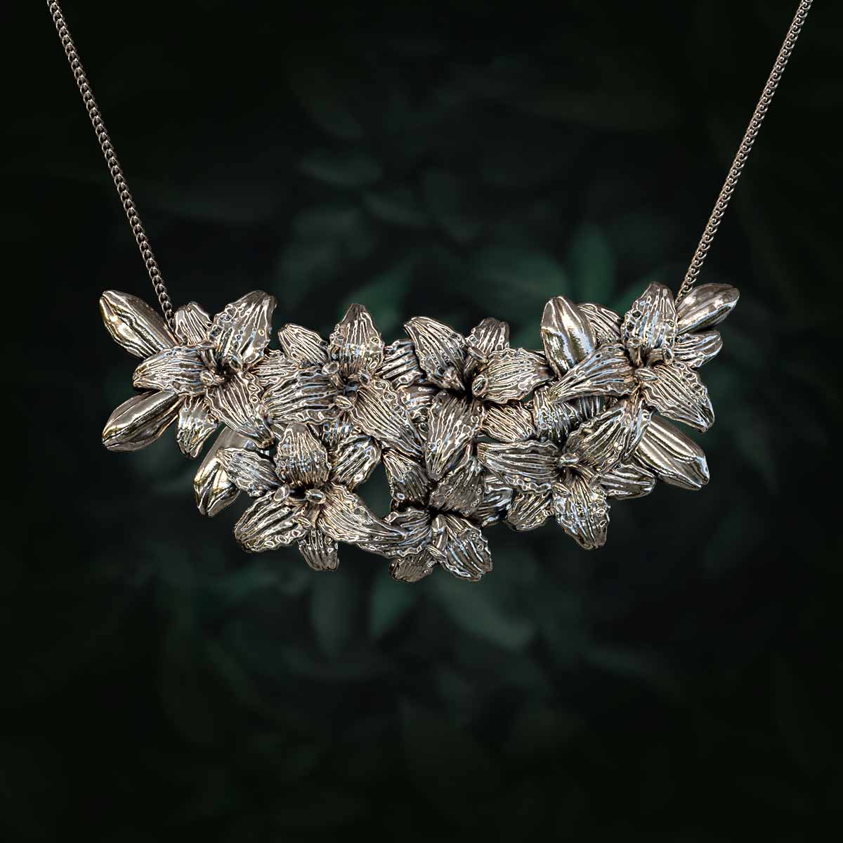 Main-Image-White-Gold-Rhodium-Finish-Daylily-Flowers-Large-Pendant-Jewelry-For-Necklace