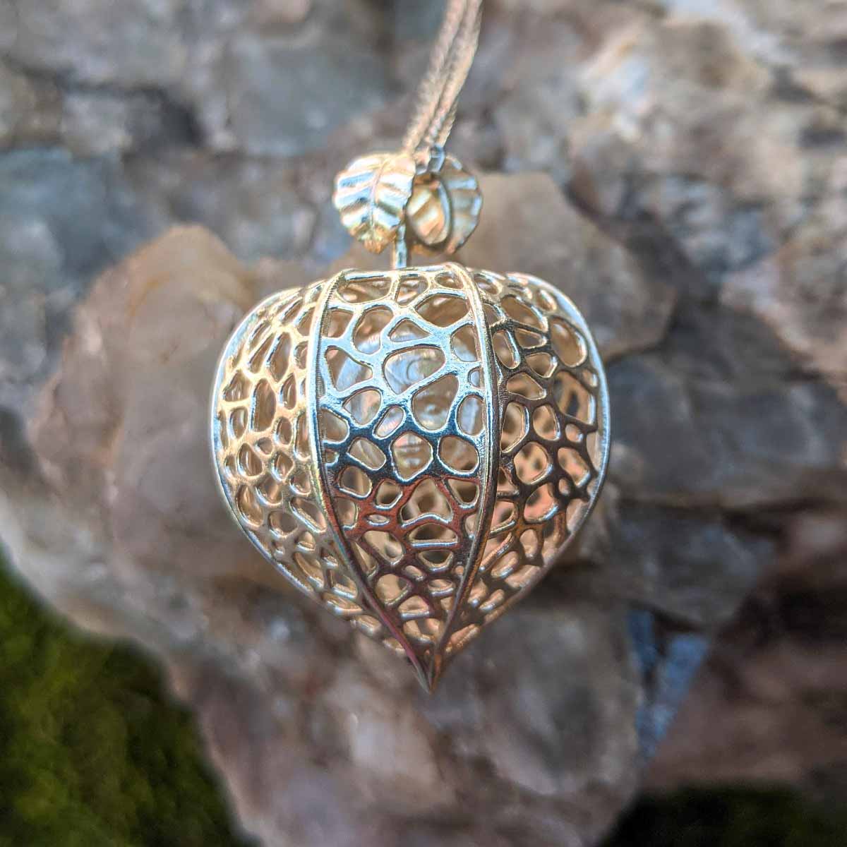 Chinese Lantern with Soul Seed Pendant