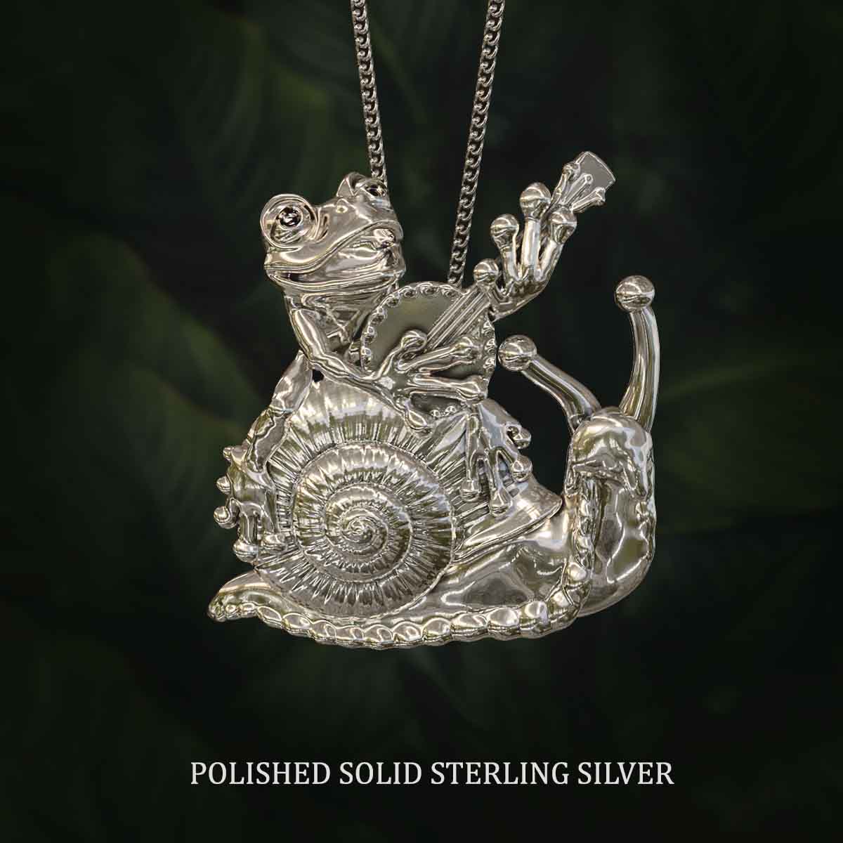     Polished-Solid-Sterling-Silver-Serenading-Frog-and-Snail-Pendant-Jewelry-For-Necklace